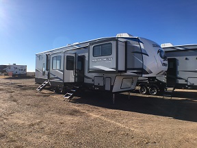 Arctic Wolf 3990SUITE RV Camper 5th wheel Rv for sale Amarillo Texas RVs for sale Tx Fifth wheel Camp Vacation Road Trip Camping Trailer Rv dealers Amarillo Tx