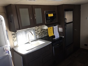 Expansive kitchen for a small trailer