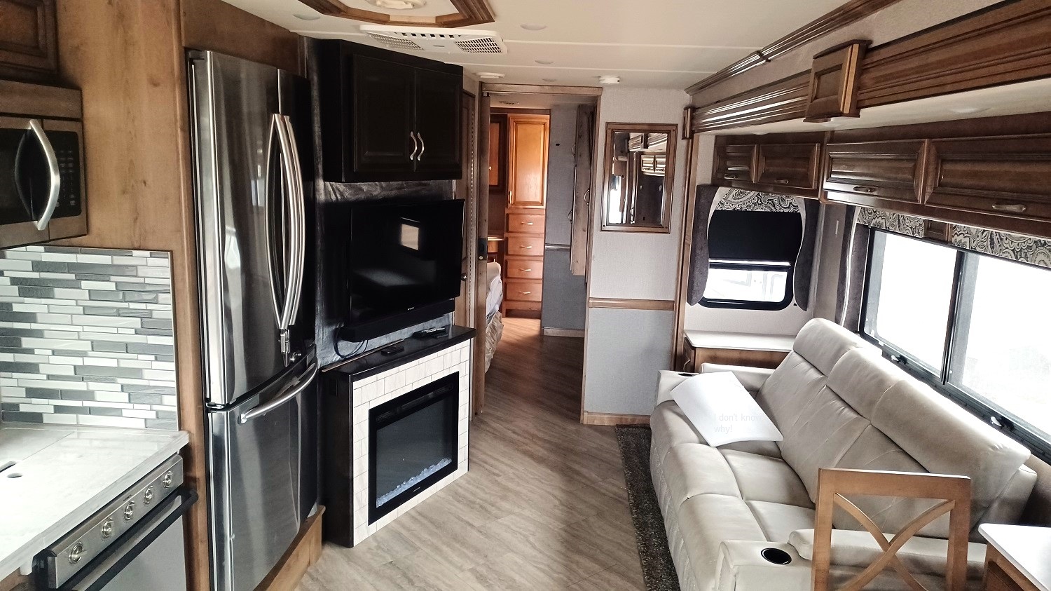 Fleetwood Bounder 35K livingroom with fireplace