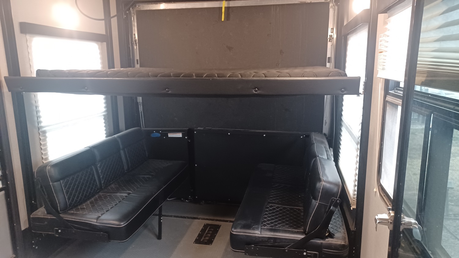 Fuzion 369 garage with bunkbeds