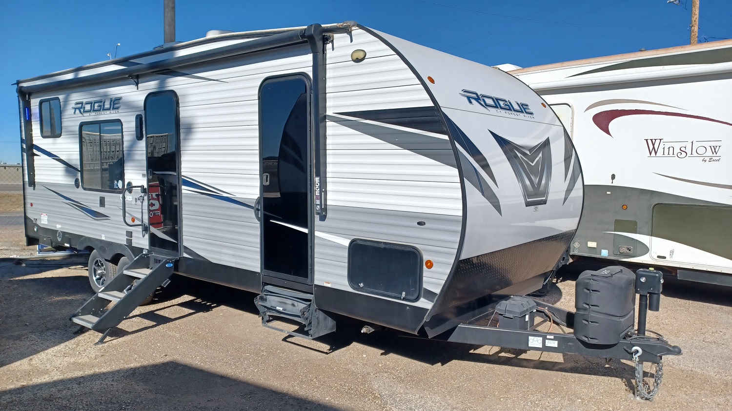 Link to Vengeance Rogue 25V Used Toy Hauler